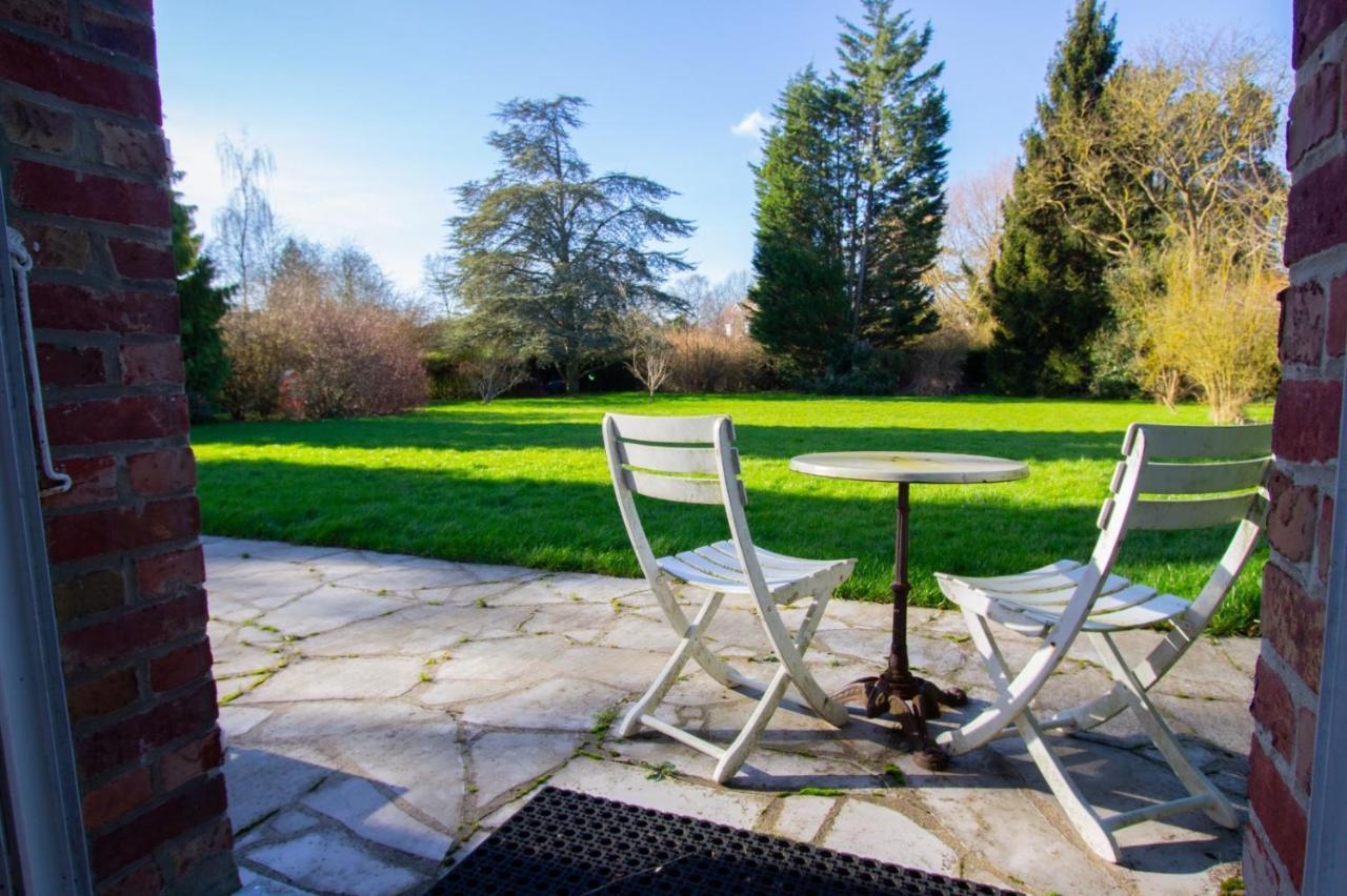 Les Jardins De Beaumont Bed & Breakfast Hem Eksteriør bilde